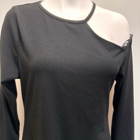 Addition Elle Black Long-Sleeve Knit Top with Cold Shoulder Size 1x - Picture 6 of 10